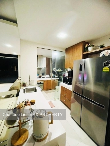 The Lakeshore (D22), Condominium #450645081